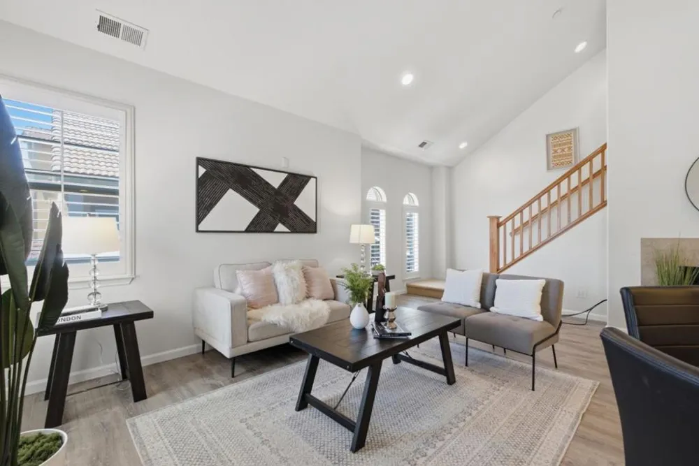 185 Montevina Way Hayward, CA 94545