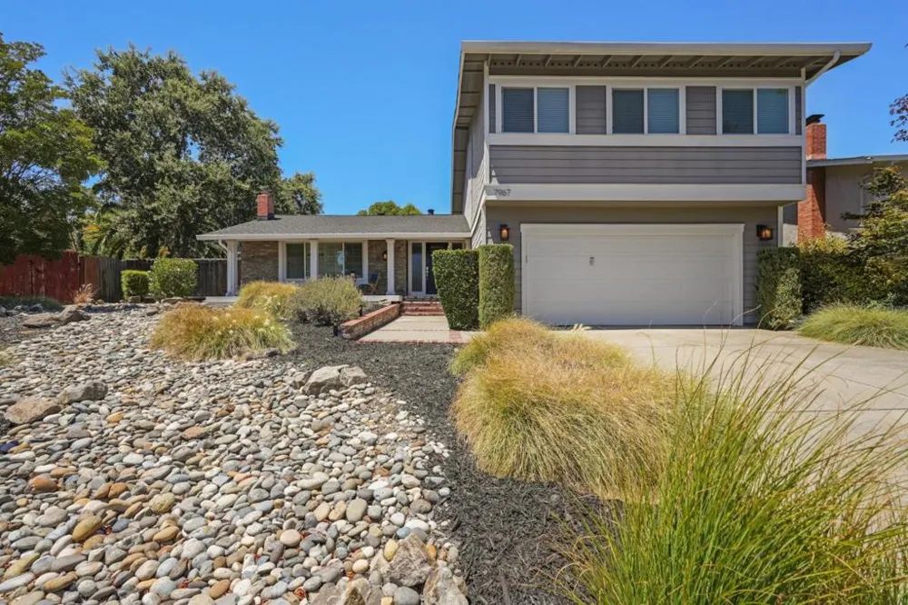 7967 Stonehurst Court Pleasanton, CA 94588