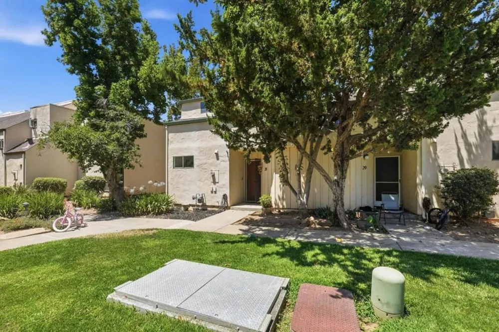 8105 Kern Avenue #28 Gilroy, CA 95020