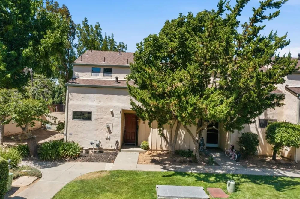 8105 Kern Avenue #28 Gilroy, CA 95020
