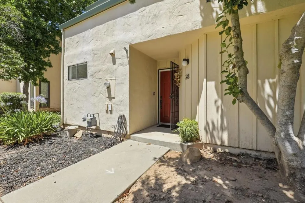 8105 Kern Avenue #28 Gilroy, CA 95020