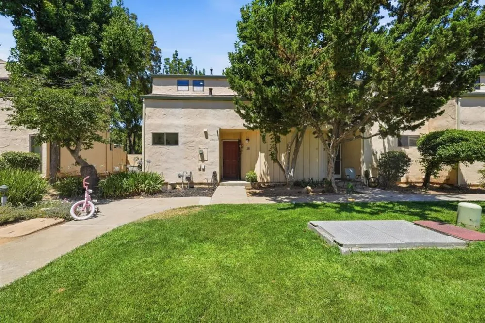 8105 Kern Avenue #28 Gilroy, CA 95020