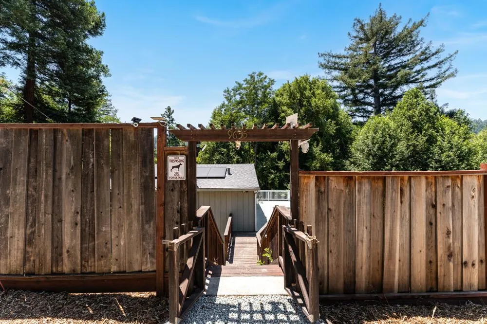 9655 Glen Arbor Road Ben Lomond, CA 95005