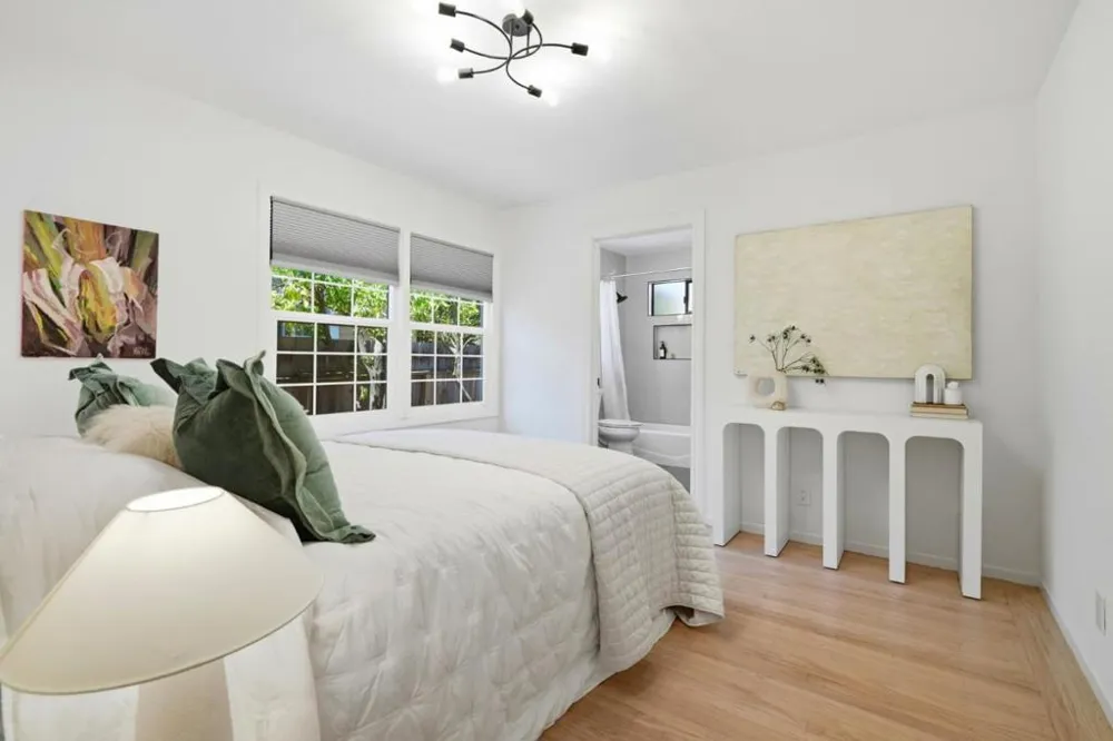 11021104 Palm Avenue Redwood City, CA 94061