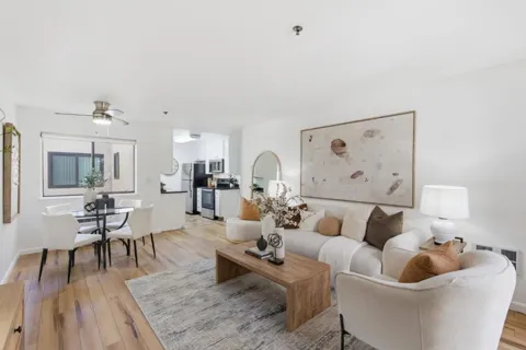 880 E Fremont Avenue #729