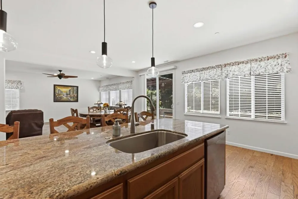 6567 Sanchez Place Gilroy, CA 95020