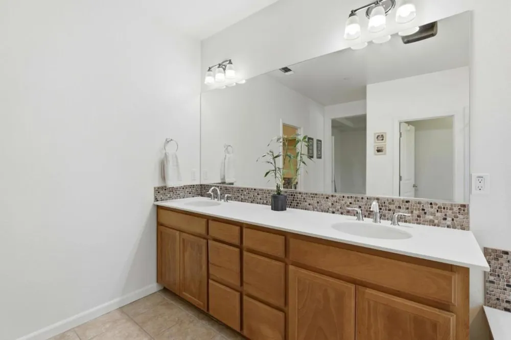 6567 Sanchez Place Gilroy, CA 95020