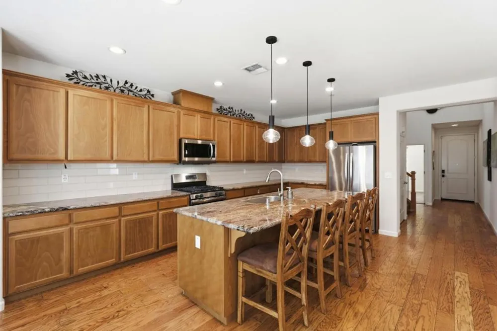 6567 Sanchez Place Gilroy, CA 95020