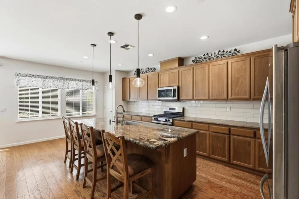 6567 Sanchez Place Gilroy, CA 95020
