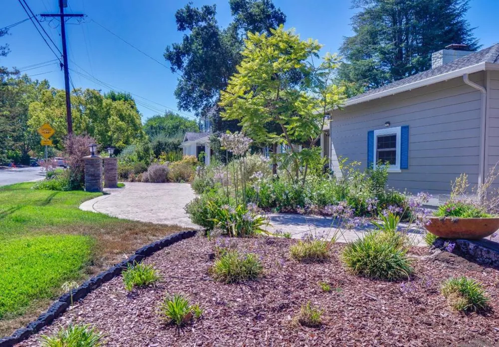 495 Arboleda Drive Los Altos, CA 94024