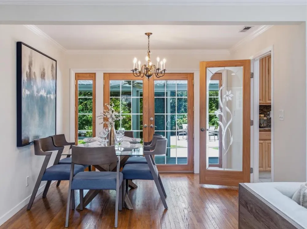 495 Arboleda Drive Los Altos, CA 94024