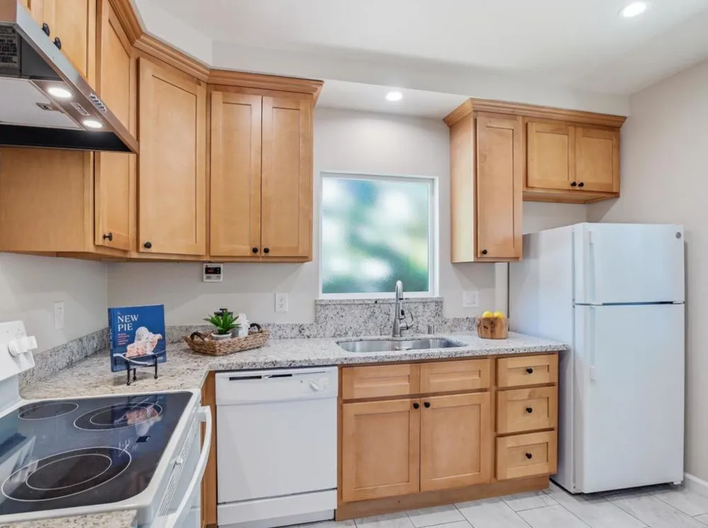 495 Arboleda Drive Los Altos, CA 94024