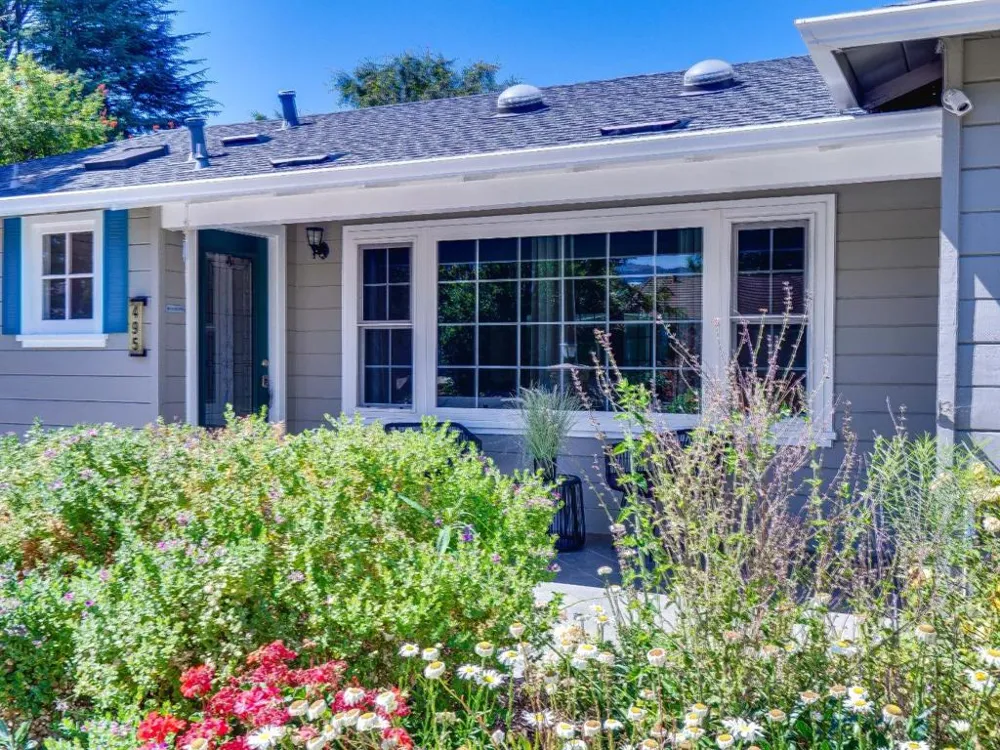 495 Arboleda Drive Los Altos, CA 94024