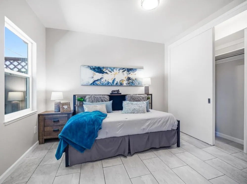 495 Arboleda Drive Los Altos, CA 94024