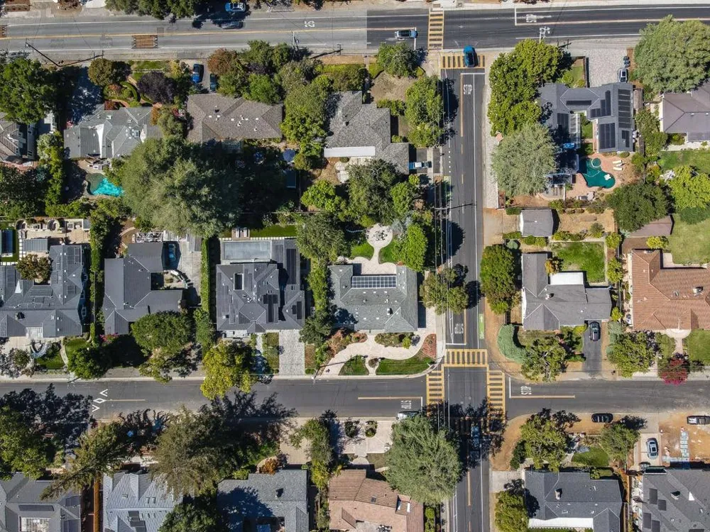 495 Arboleda Drive Los Altos, CA 94024