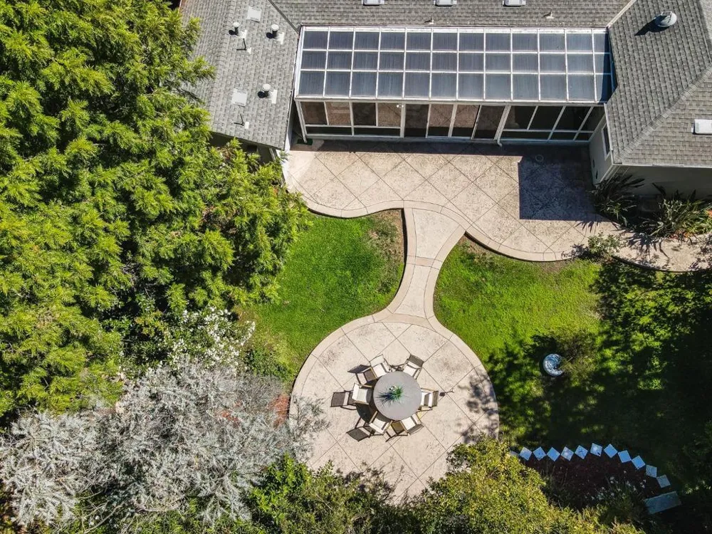 495 Arboleda Drive Los Altos, CA 94024