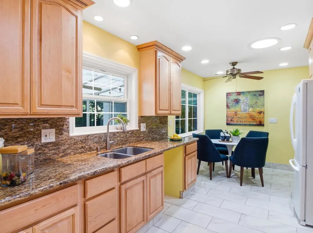 495 Arboleda Drive Los Altos, CA 94024