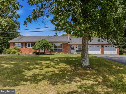 3779 FAIRVIEW DRIVE