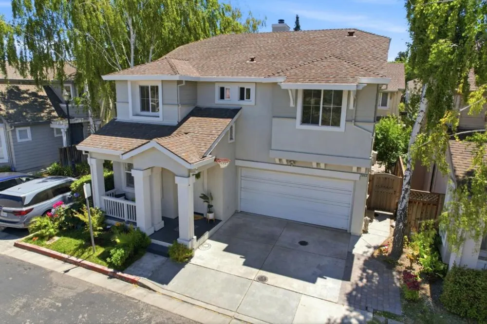 2044 Finley Place Santa Clara, CA 95050
