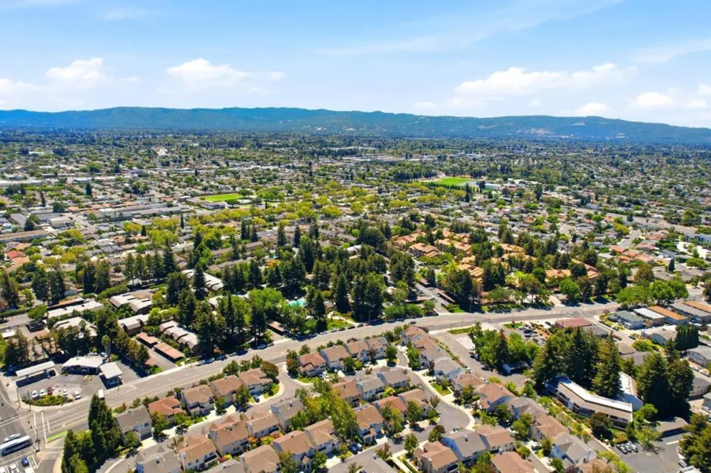 2044 Finley Place Santa Clara, CA 95050
