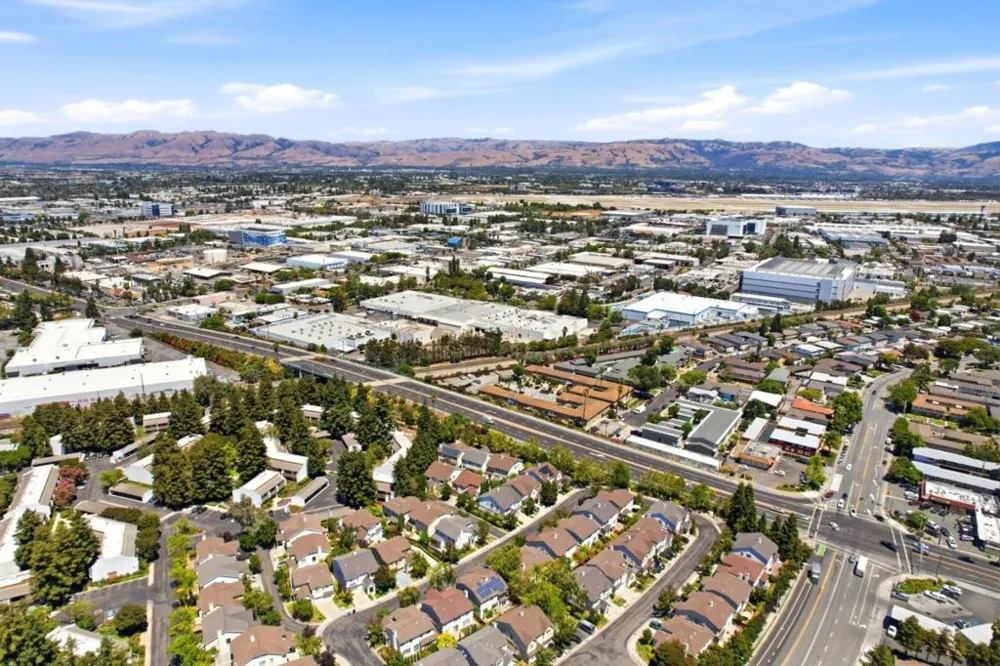 2044 Finley Place Santa Clara, CA 95050