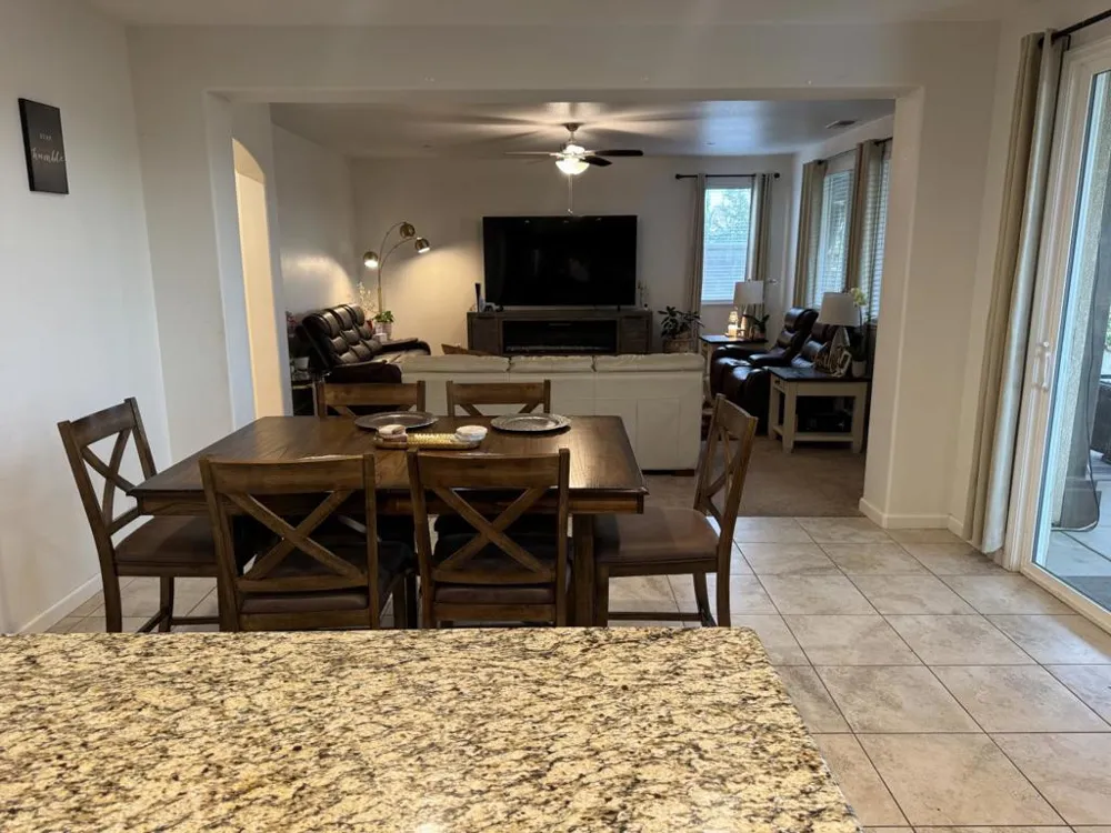 1952 Gus Villalta Drive Los Banos, CA 93635