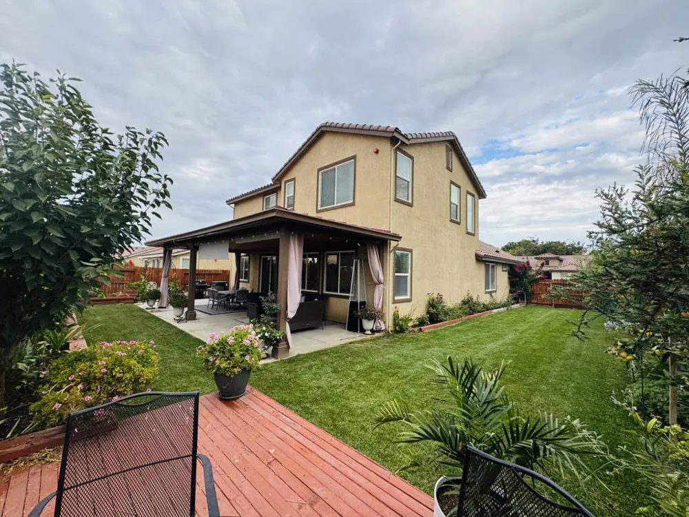 1952 Gus Villalta Drive Los Banos, CA 93635