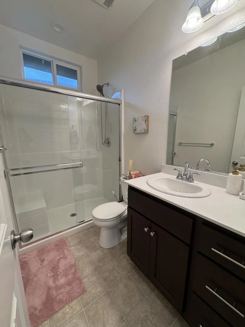 1952 Gus Villalta Drive Los Banos, CA 93635