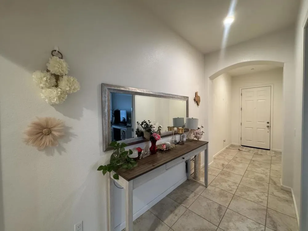 1952 Gus Villalta Drive Los Banos, CA 93635
