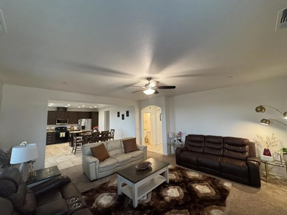 1952 Gus Villalta Drive Los Banos, CA 93635