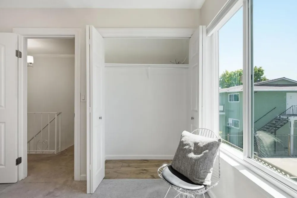 445 Oak Avenue Redwood City, CA 94061