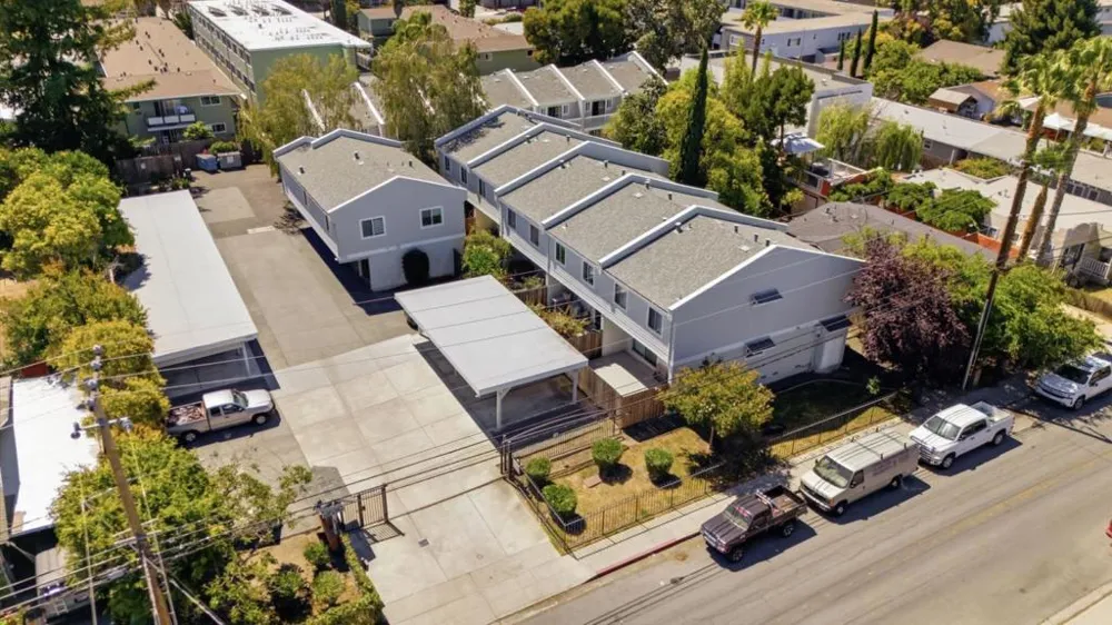 445 Oak Avenue Redwood City, CA 94061