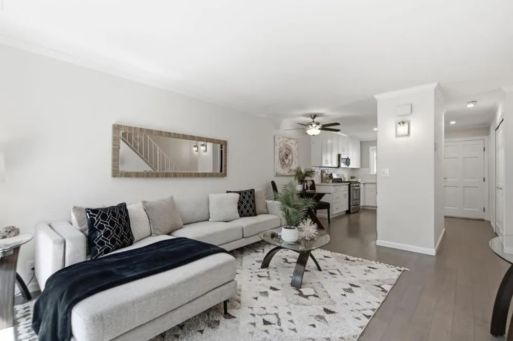 445 Oak Avenue Redwood City, CA 94061