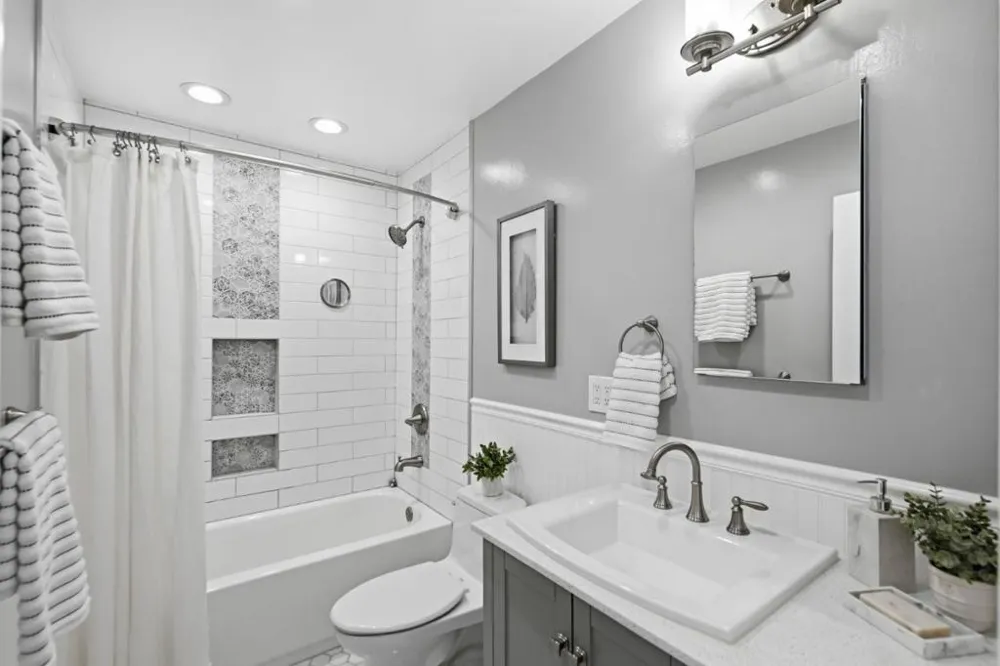 445 Oak Avenue Redwood City, CA 94061