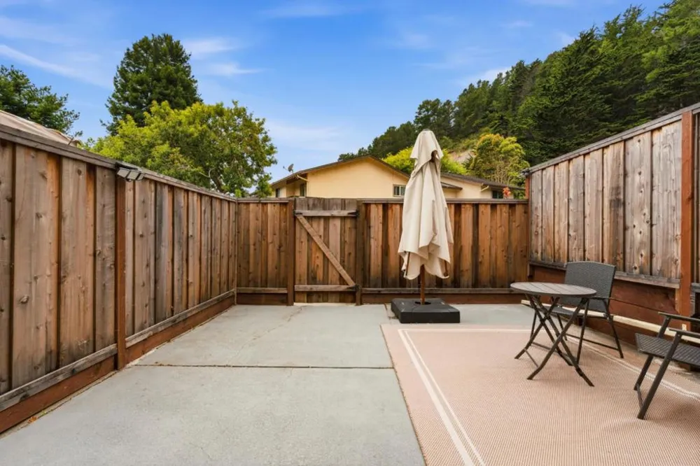1181 Oddstad Boulevard Pacifica, CA 94044