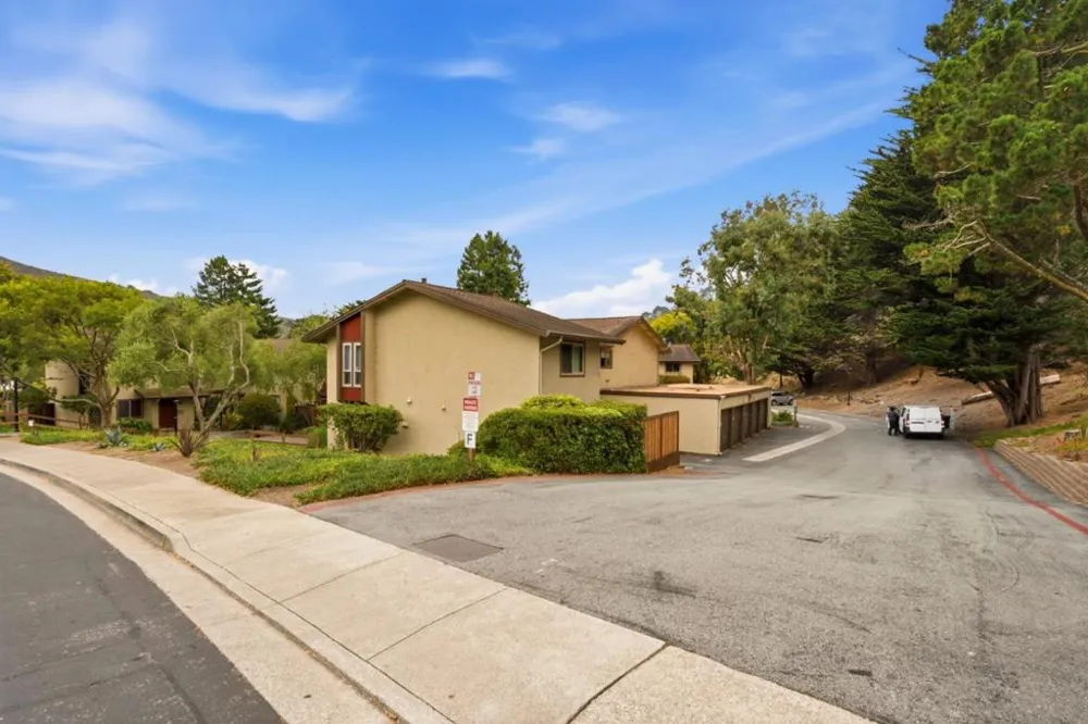 1181 Oddstad Boulevard Pacifica, CA 94044