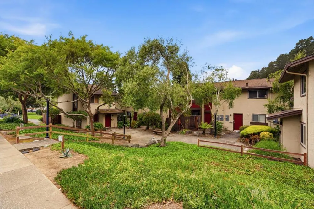 1181 Oddstad Boulevard Pacifica, CA 94044