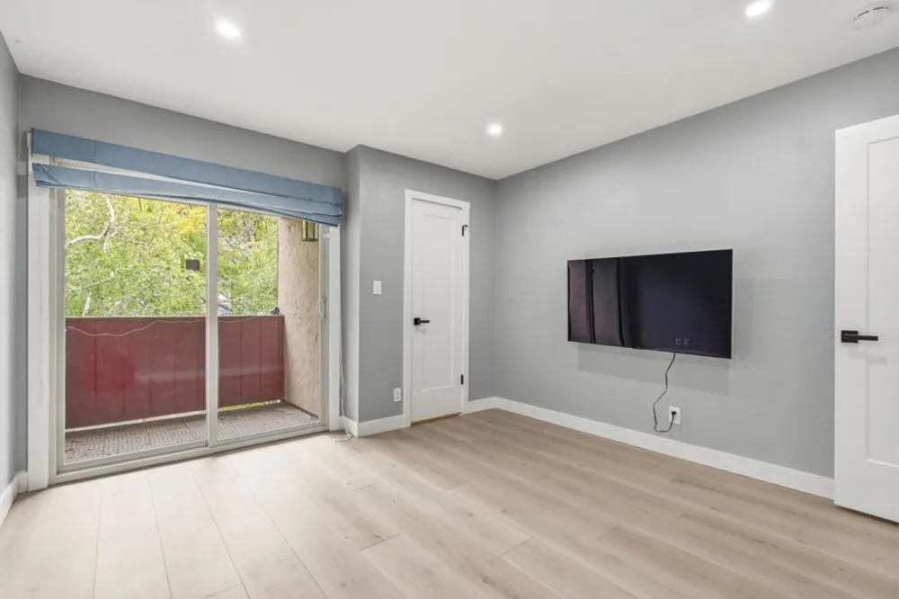 1181 Oddstad Boulevard Pacifica, CA 94044