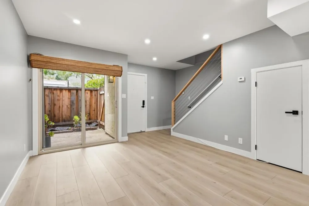 1181 Oddstad Boulevard Pacifica, CA 94044