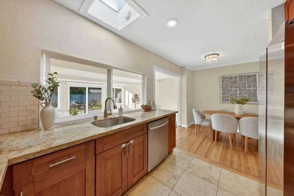 339 Greenway Drive Pacifica, CA 94044