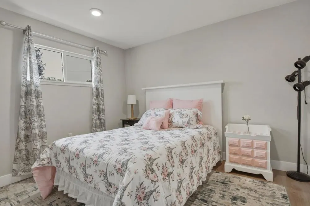 862 4th Street Hollister, CA 95023