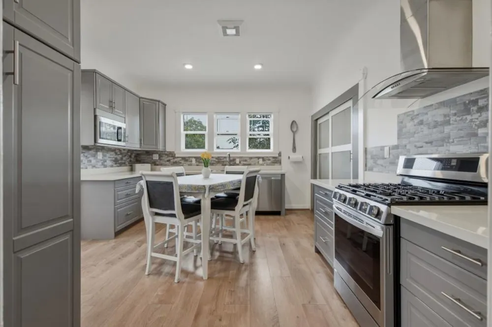 862 4th Street Hollister, CA 95023