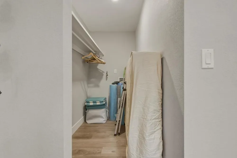 862 4th Street Hollister, CA 95023