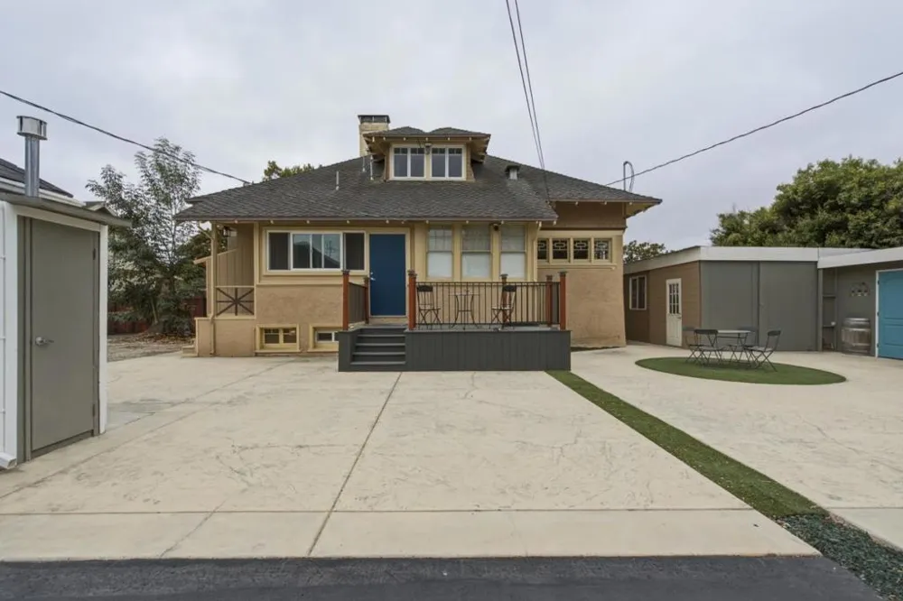 862 4th Street Hollister, CA 95023