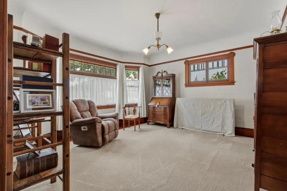 862 4th Street Hollister, CA 95023
