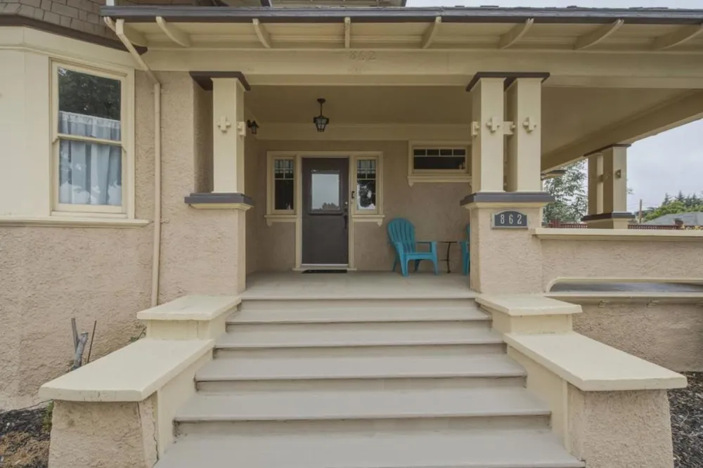 862 4th Street Hollister, CA 95023