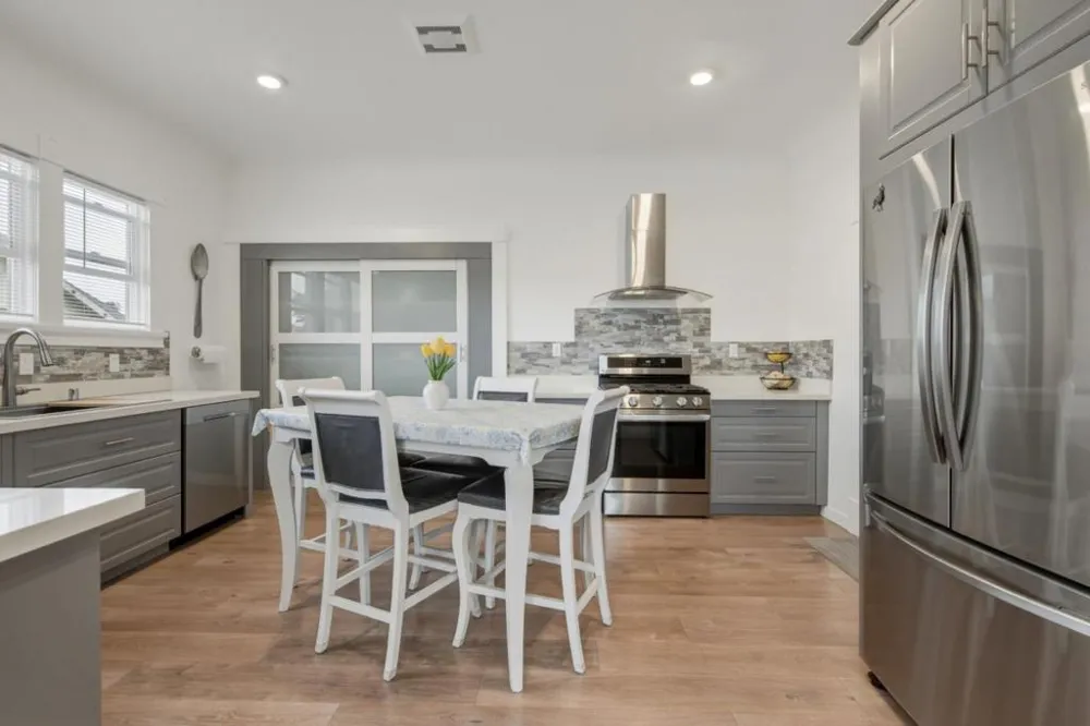 862 4th Street Hollister, CA 95023