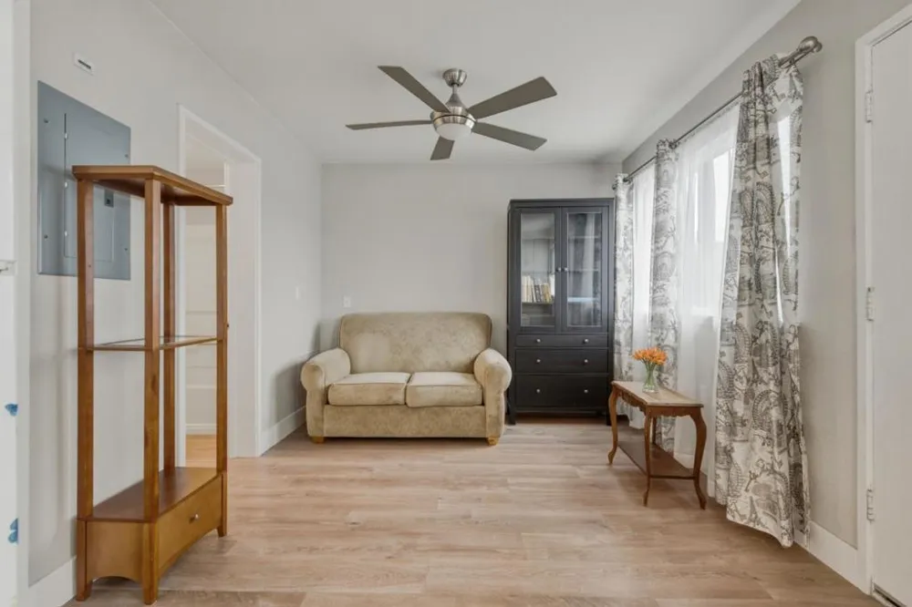 862 4th Street Hollister, CA 95023