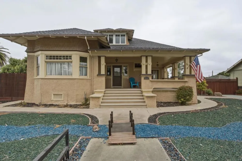862 4th Street Hollister, CA 95023