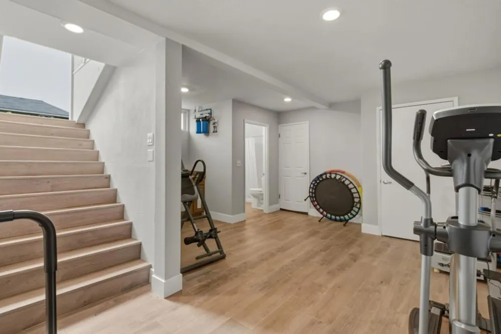 862 4th Street Hollister, CA 95023